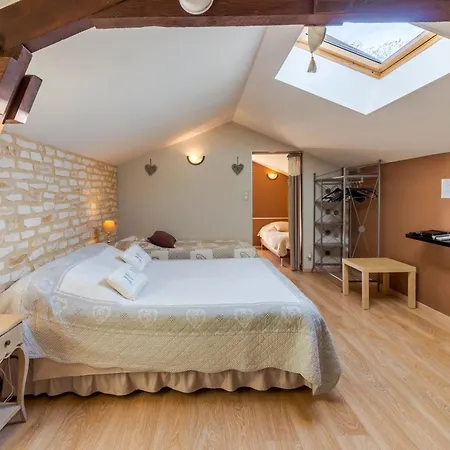 Le Moulin De Mayence Bed & Breakfast Plazac